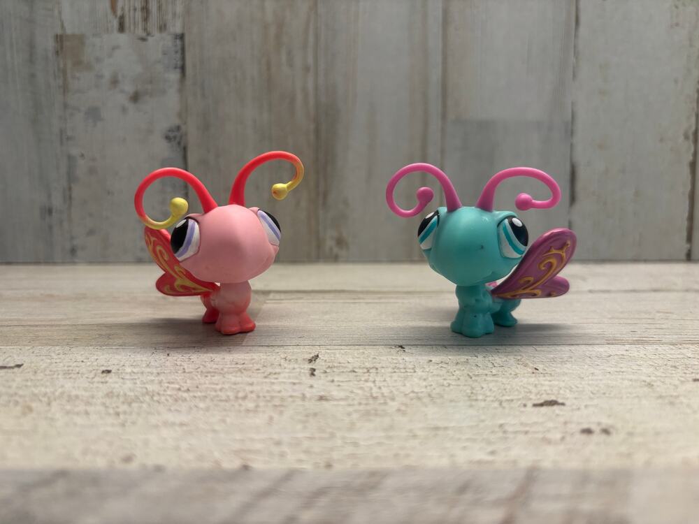 Littlest Pet Shop Vintage LPS Butterfly Lot Pink Magnet EUC